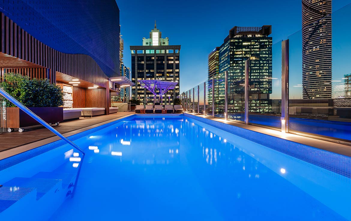 mercure-brisbane-king-george-square-pool Mercure Brisbane King George Square | Accor Vacation Club | Accor HolidaysExperience ultimate comfort at Mercure Brisbane King George Square, located within walking distance of Queen Street Mall shopping precinct, offering guests a full range of services and facilities in relaxed yet sophisticated surrounding.