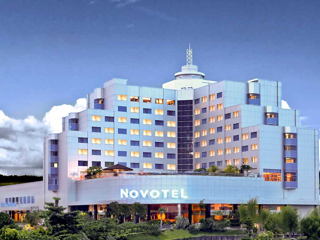 Novotel-Balikpapan-1 Novotel Balikpapan | Accor Vacation Club | Accor HolidaysCheck in to Novotel Balikpapan, a 4-star contemporary hotel in the centre of Balikpapan. This Indonesian hotel is an excellent choice for business and leisure. Enjoy a relaxing massage and a dip in the jacuzzi or outdoor pool.