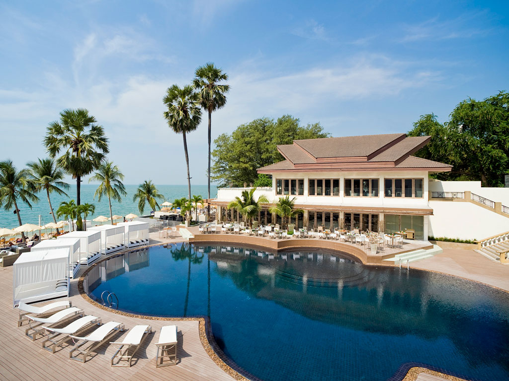 Pullman-Pattaya-Hotel-G-1 Pullman Pattaya Hotel G | Accor Vacation Club | Accor TimeshareSet amid lush tropical gardens with absolute beach frontage on a private section on the Wong Amat beach, this resort hotel is perfect for a romantic getaway. Or a working holiday.